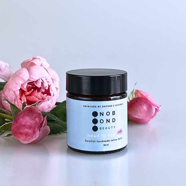 Tallow balm med rosdoft – bild med färska rosor
